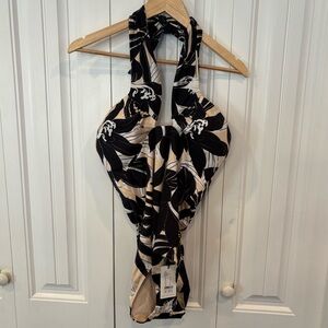 Jets Tan And Black Floral One Piece Swimsuit Size‎ 10